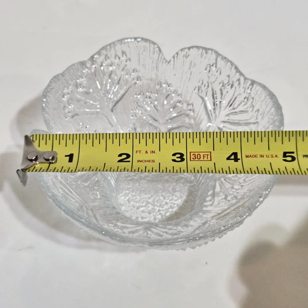 1980's Finnish Lasisepat for Dansk Cow Parsely Textured Clear Bowl 5